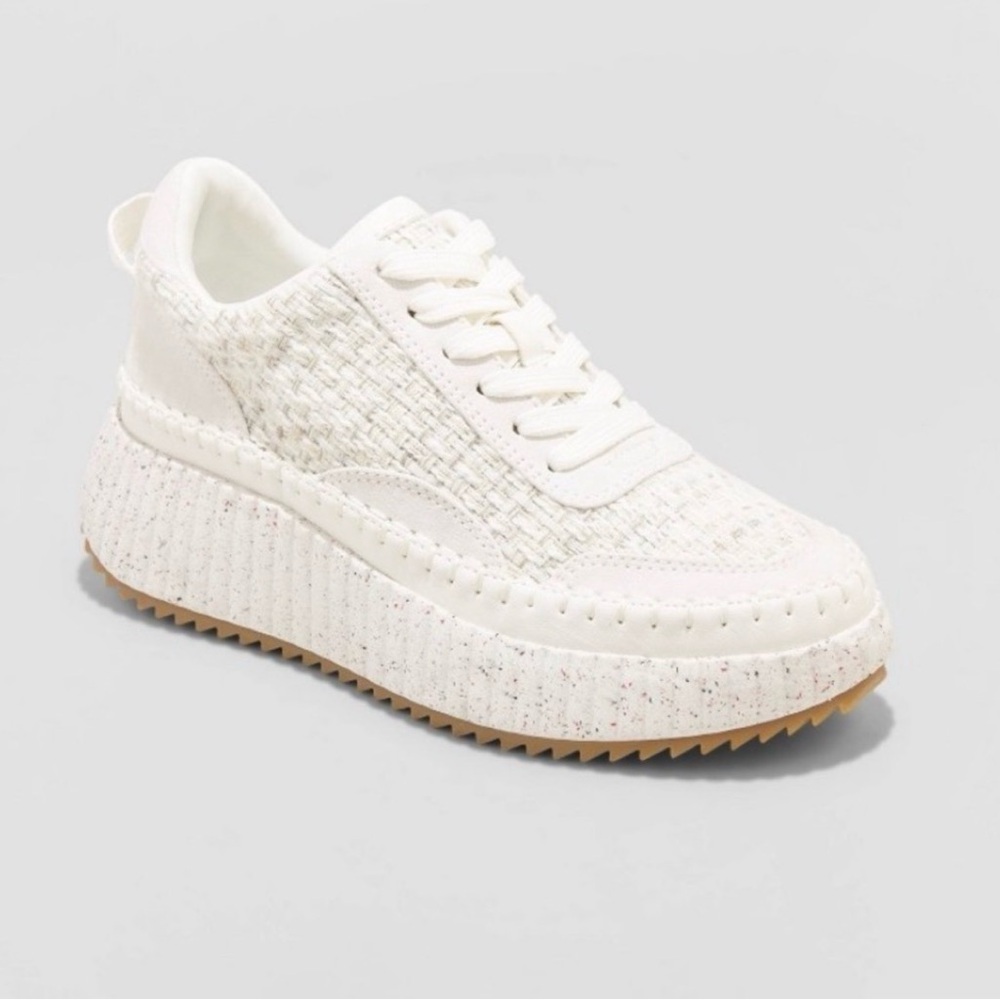 Persephone Universal Threads White Platform Sneak… - image 1